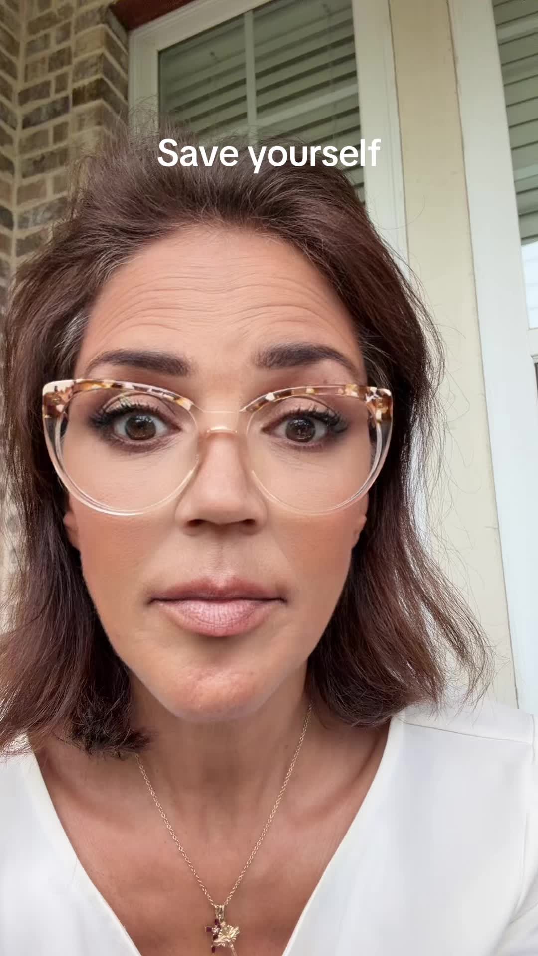 @Demi