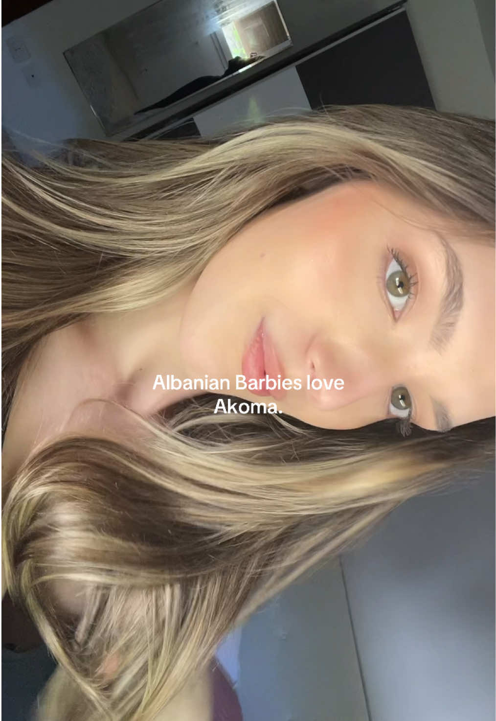 @Elisa Kabashi 🇦🇱