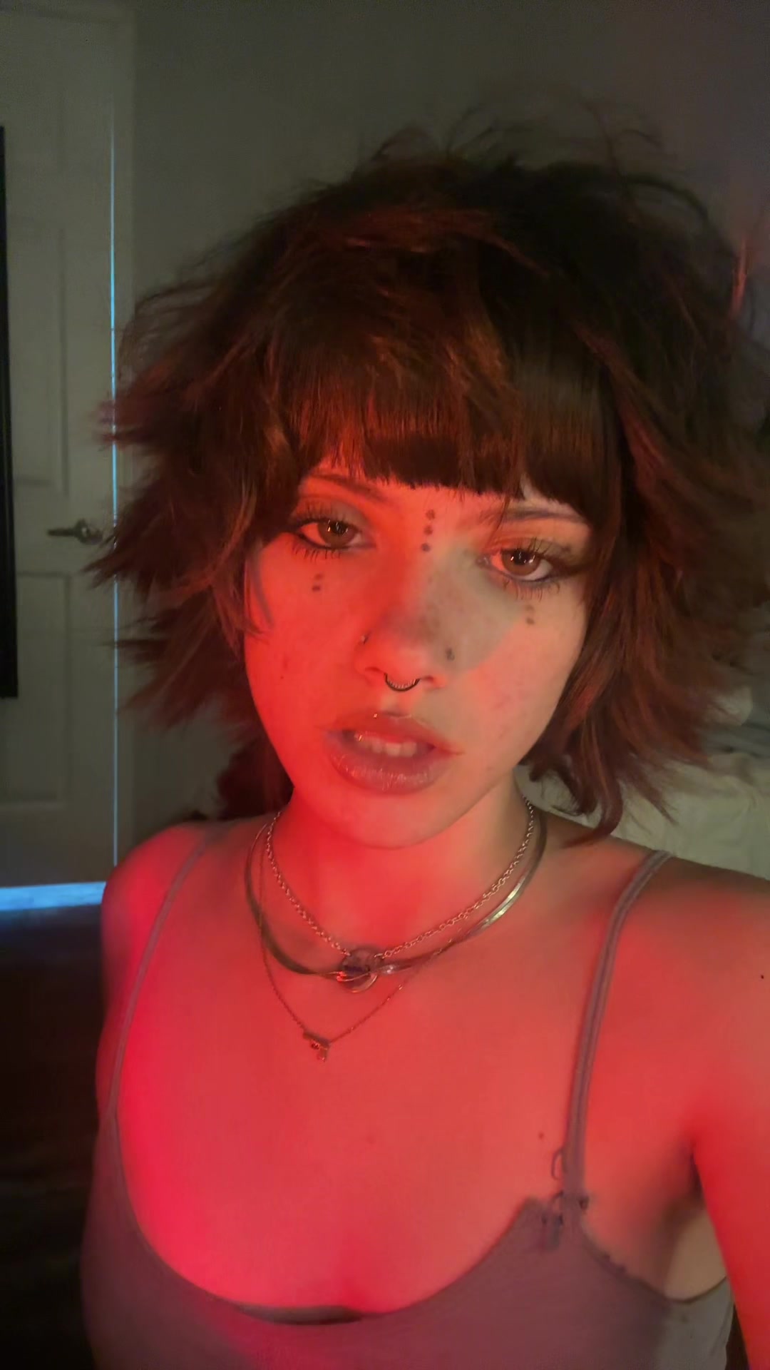 @llyla404