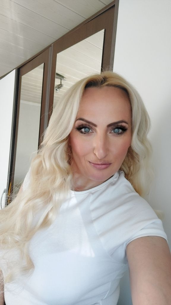 @🔥vatrena du&scaron;a🔥👑💃💞🤍🌈🌟&hearts;️