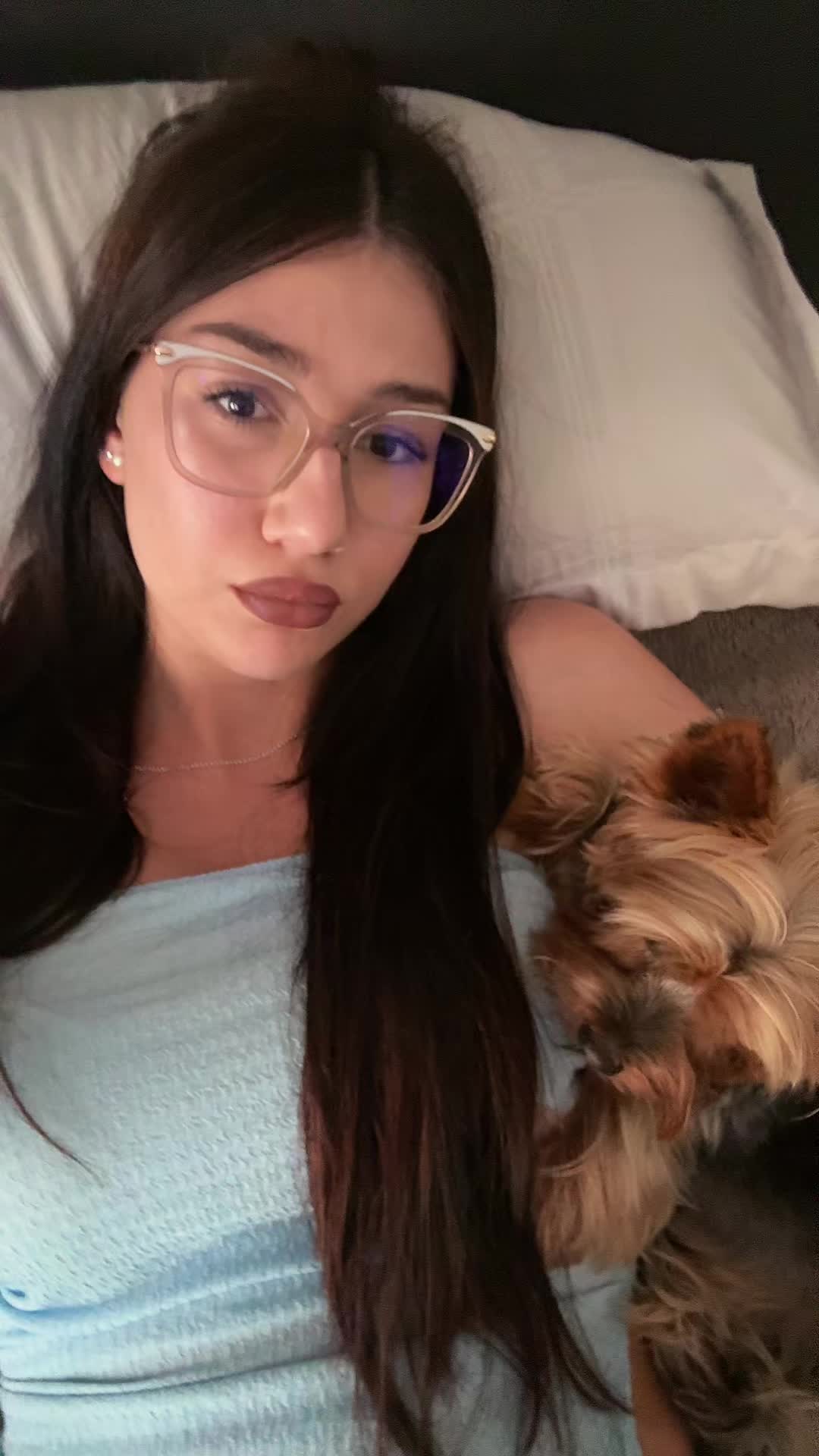 @legitamelia