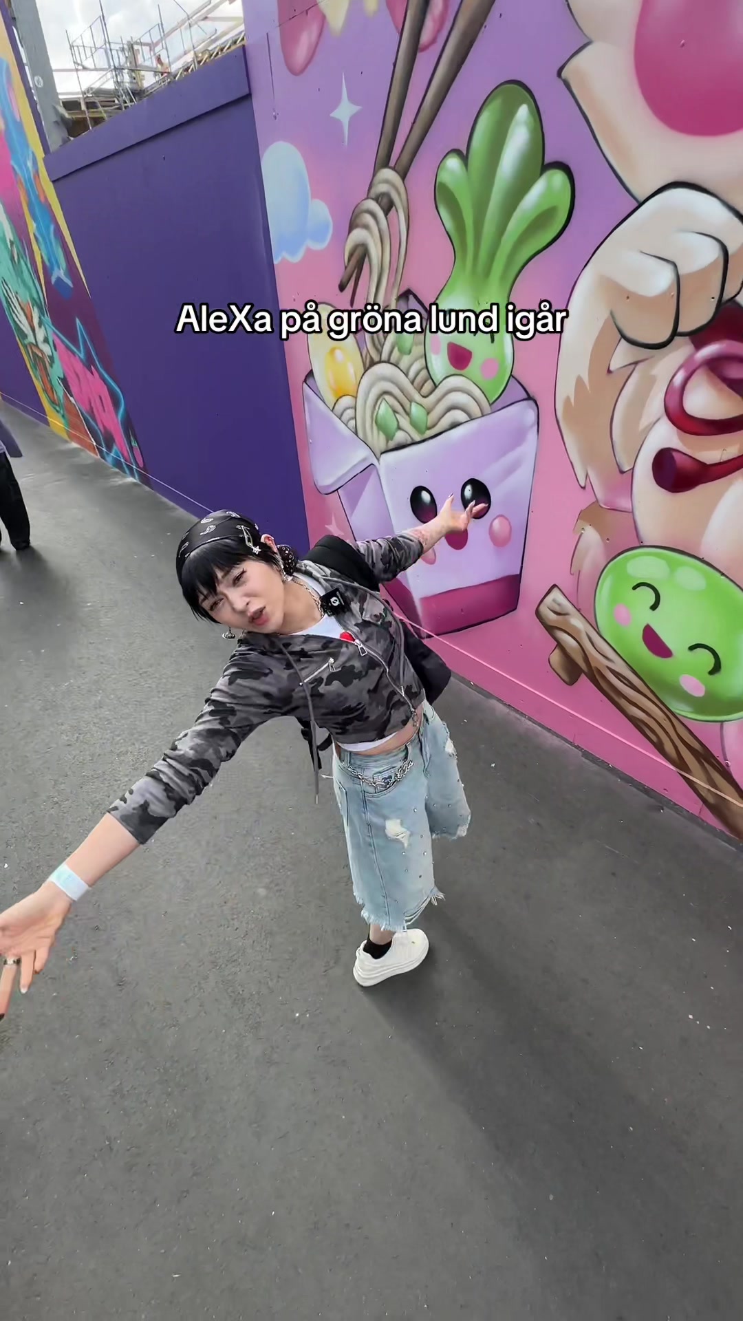 @AleXa HQ