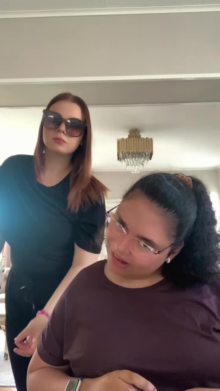 @QueenRana