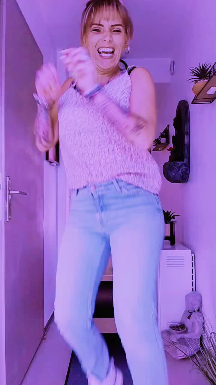 @𝒫𝑒𝓉𝒾𝓉 𝒫❀𝒾𝐿 𝒟𝑒 𝒞𝓊𝐿