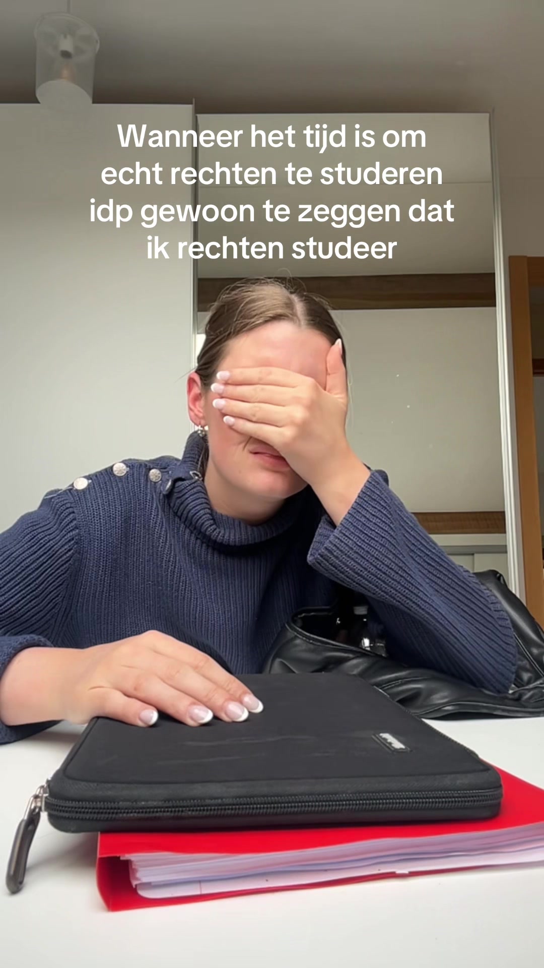 @Laurena