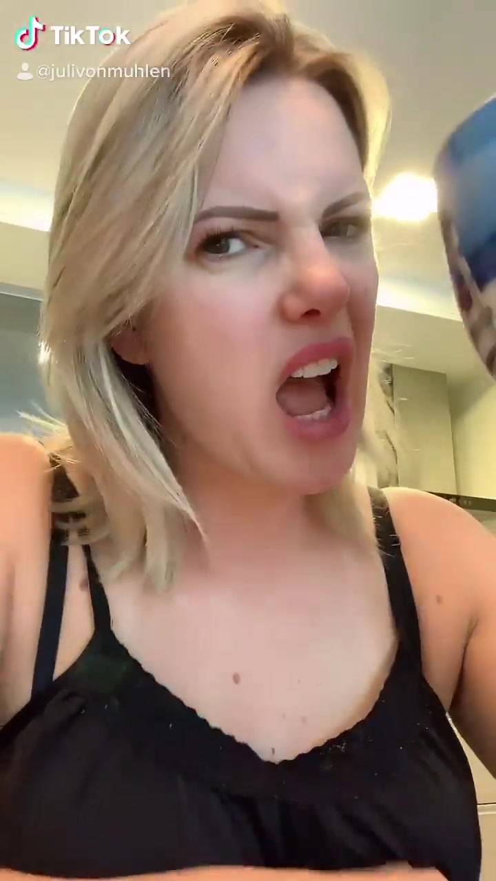 @Juliavon