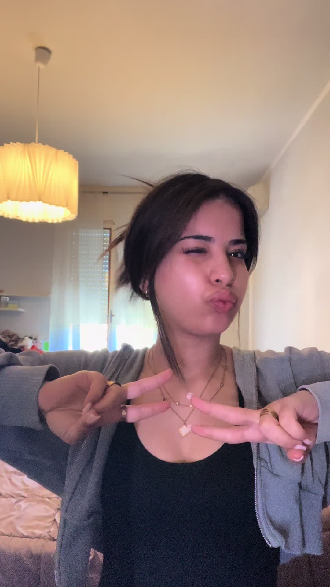 @𝓂𝒶𝓇𝒾ℯ_𝓂