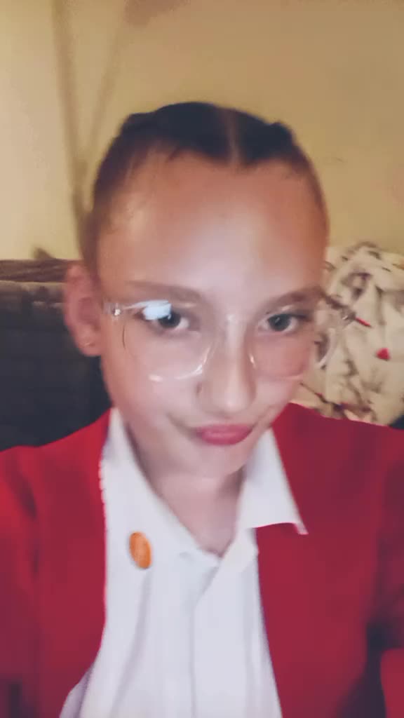@Cara_777APPLEHEAD🍎MJFANGIRL🕊
