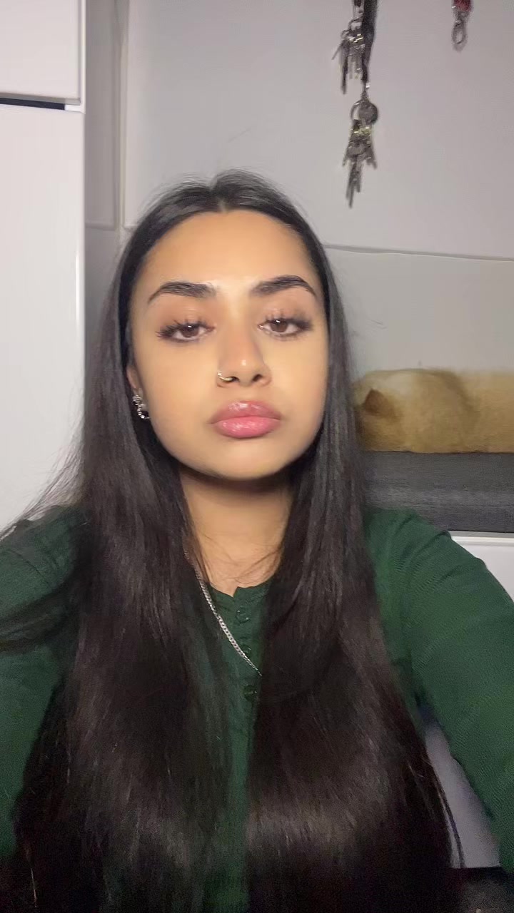 @⃟