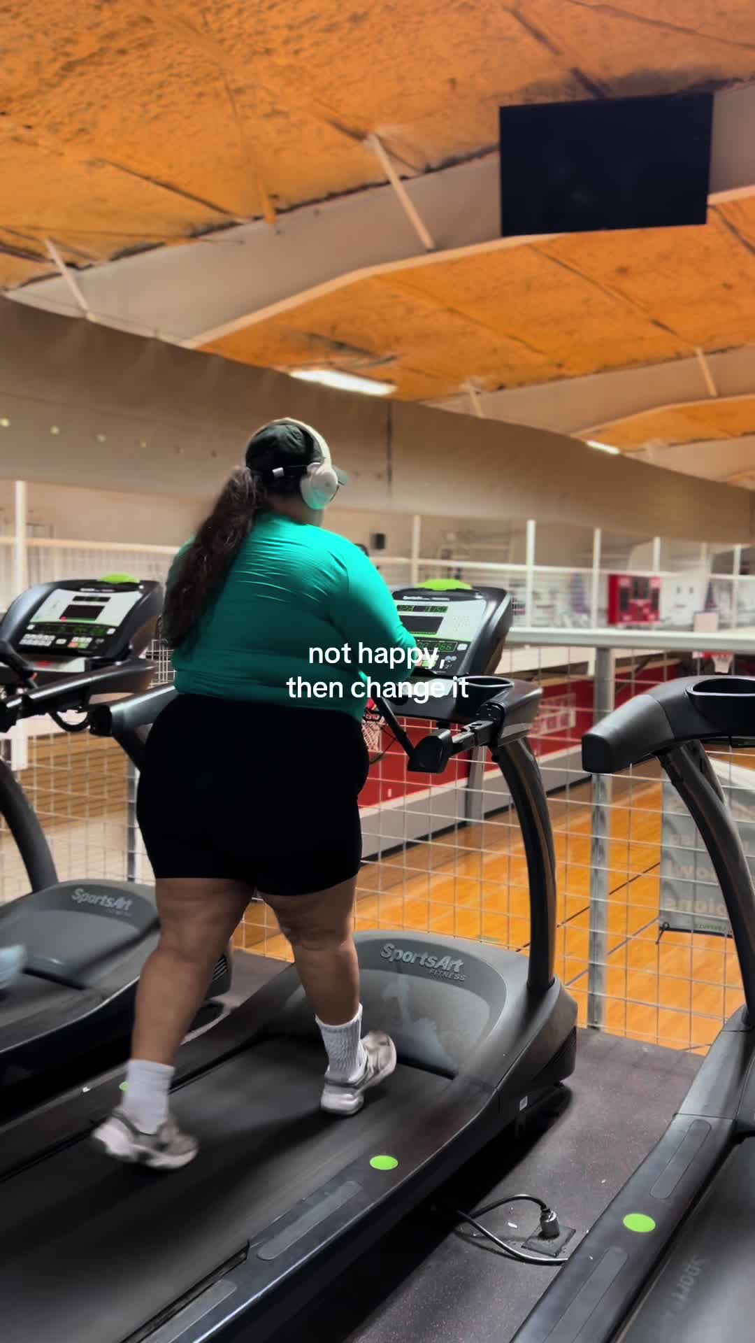 @theglutebaby