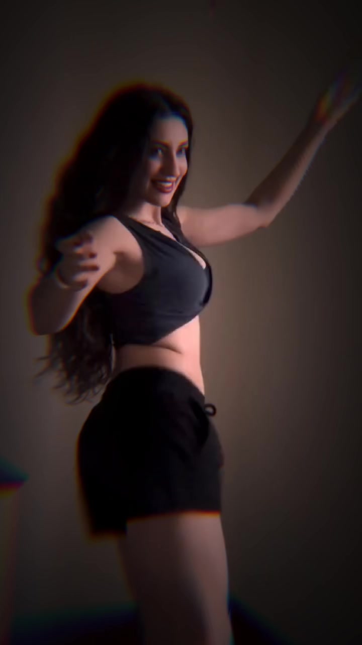 @🦋 حبه فرفشه 🦋💋💃