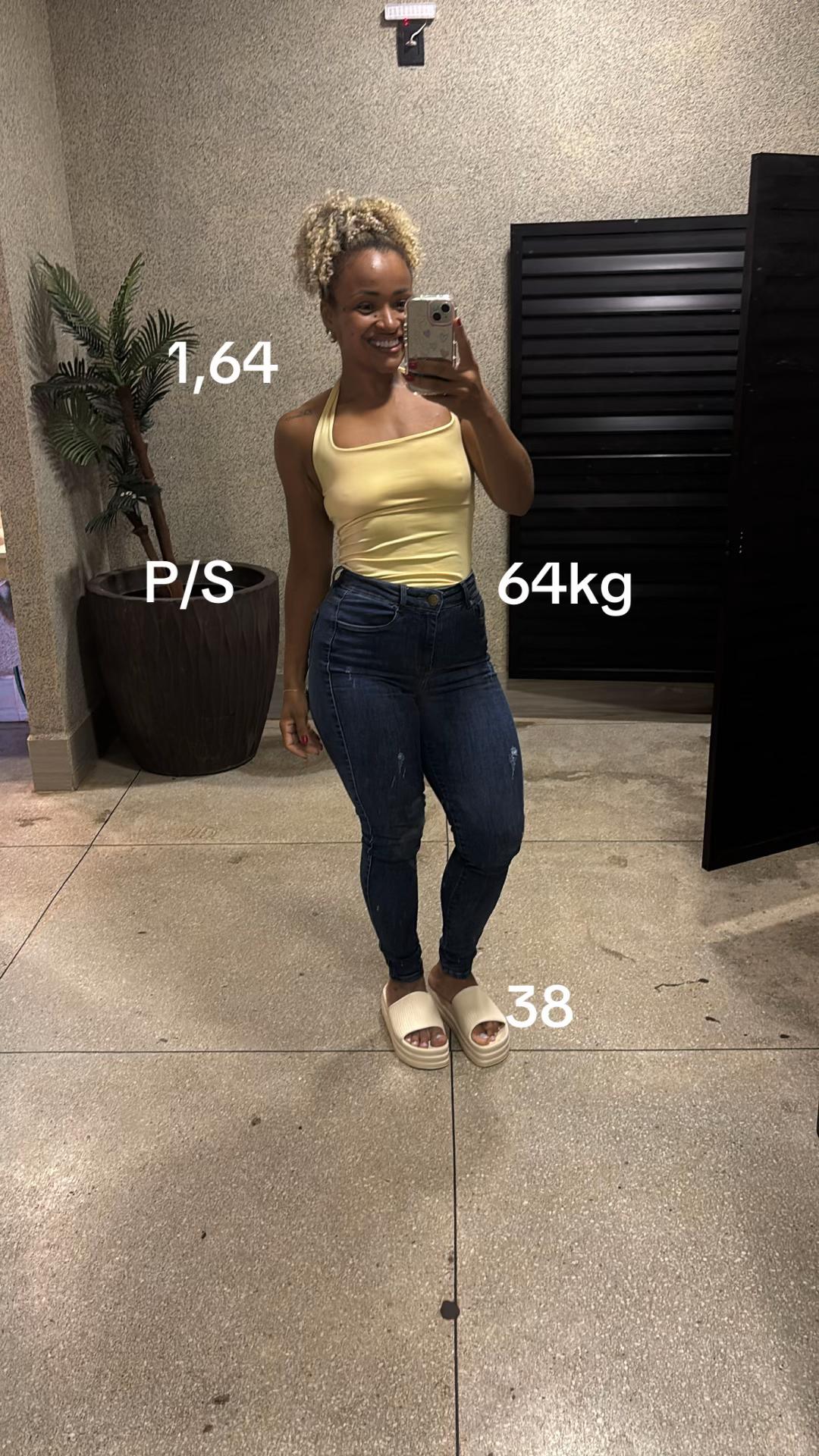 @flaviagomesfit