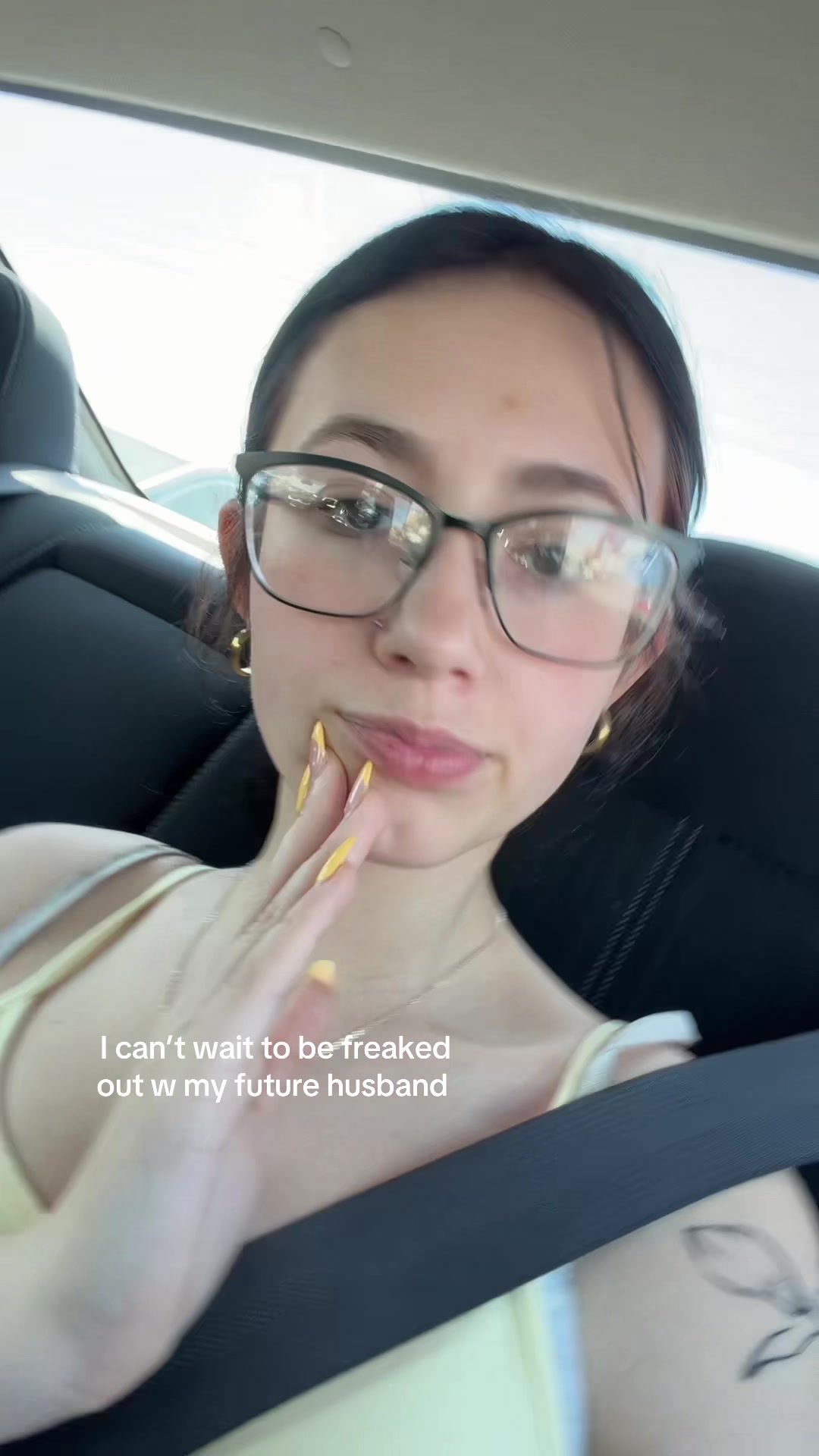 @🥹