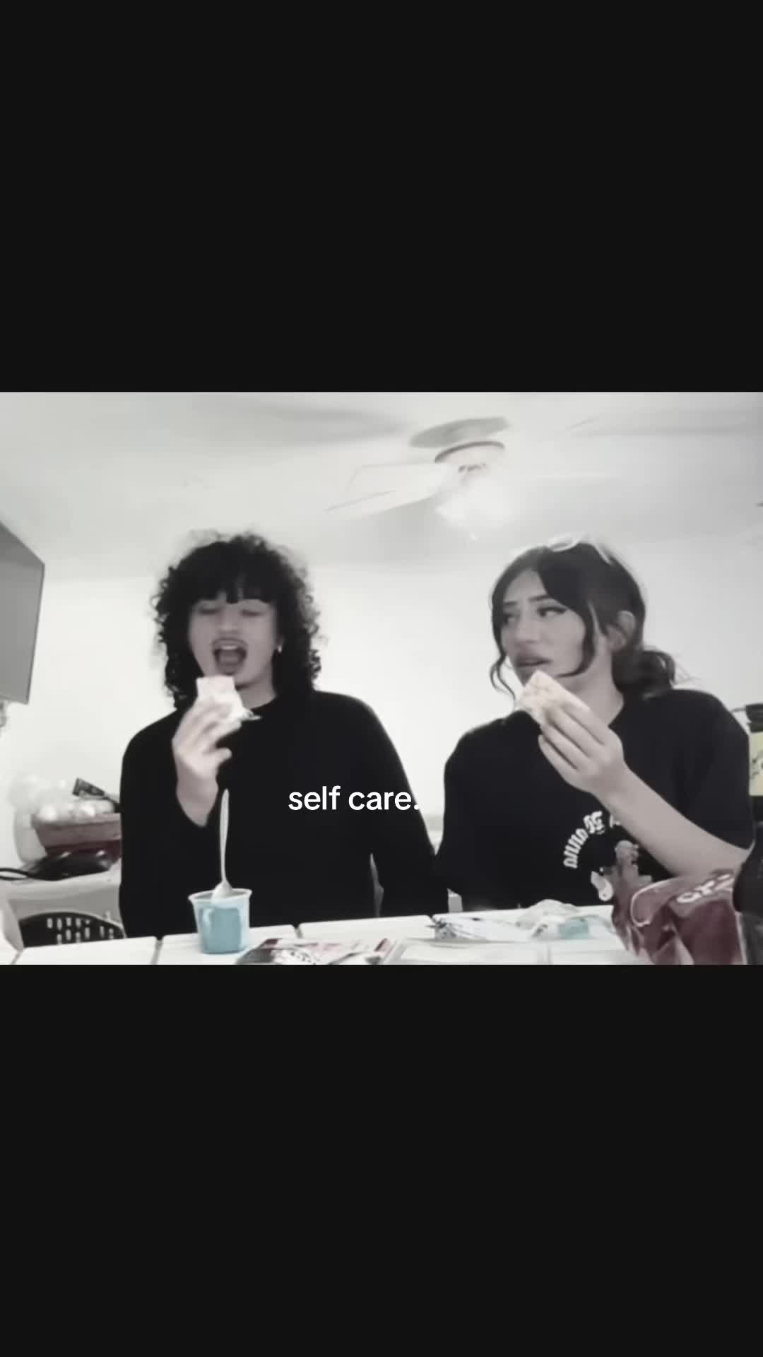 @𝕵𝖔𝖍𝖓𝖓𝖞