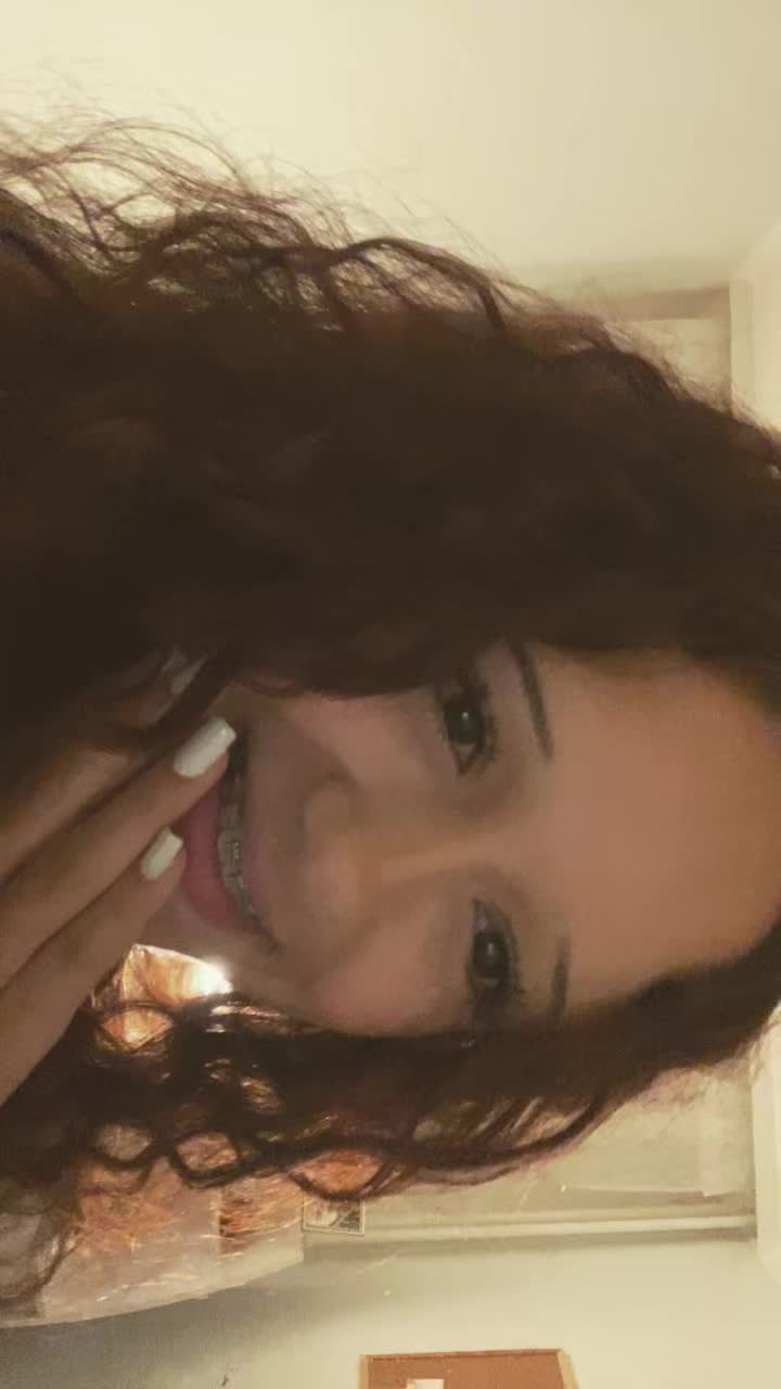 @🤷🏽&zwj;♀️