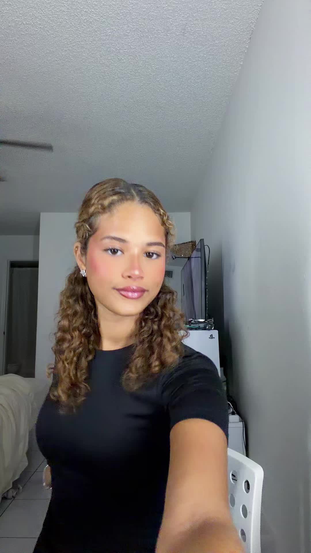 @S.H