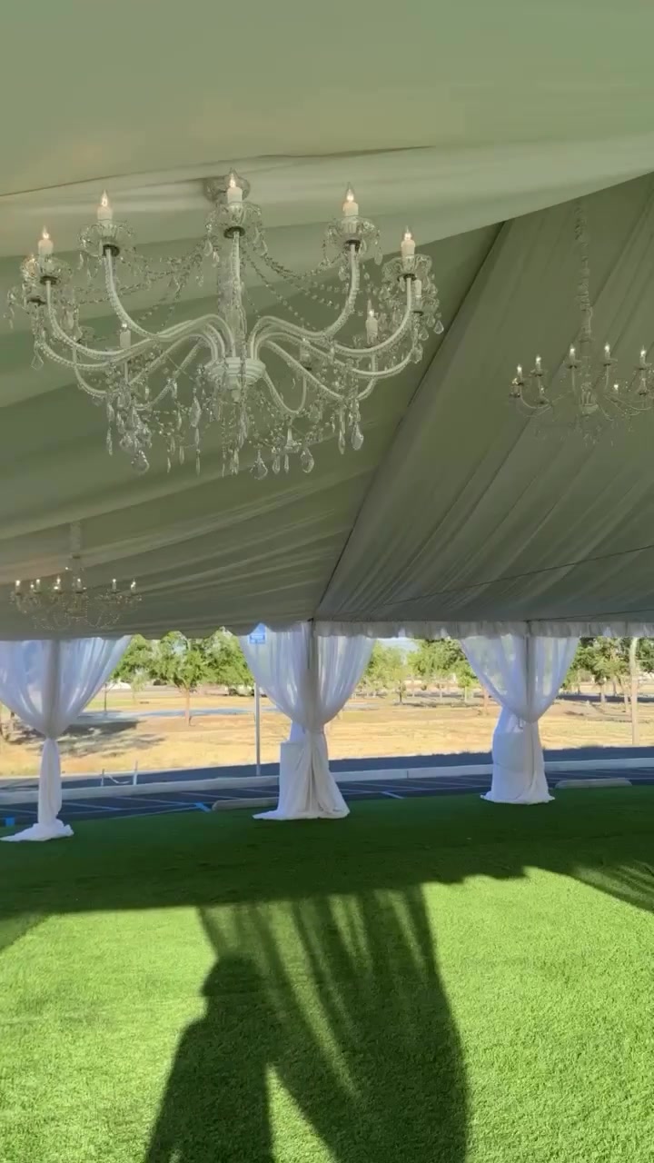 @Deco_by_ntlanhla