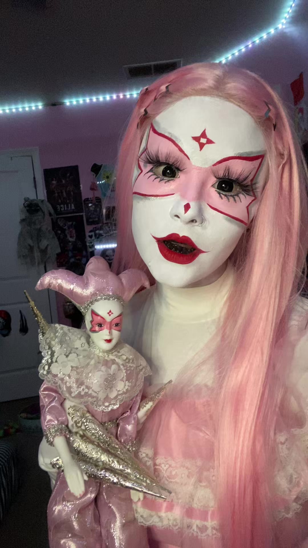 @✰Ditzy The Clown✰