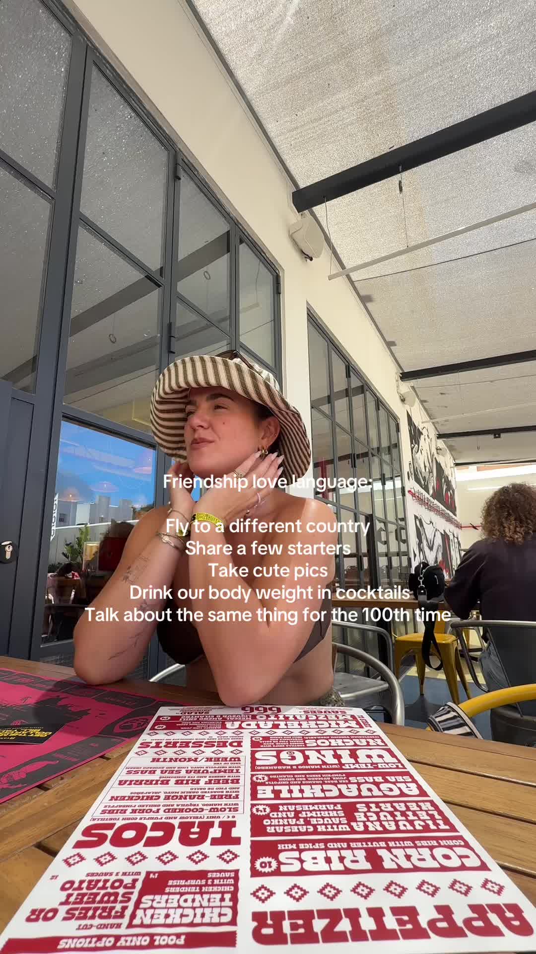 @elbuckles