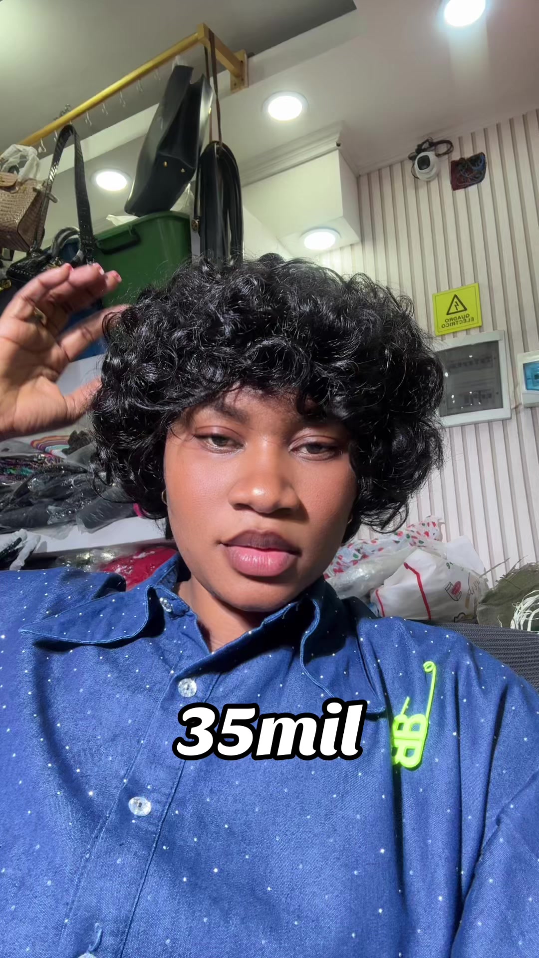 @C&aacute;tia mbuyi