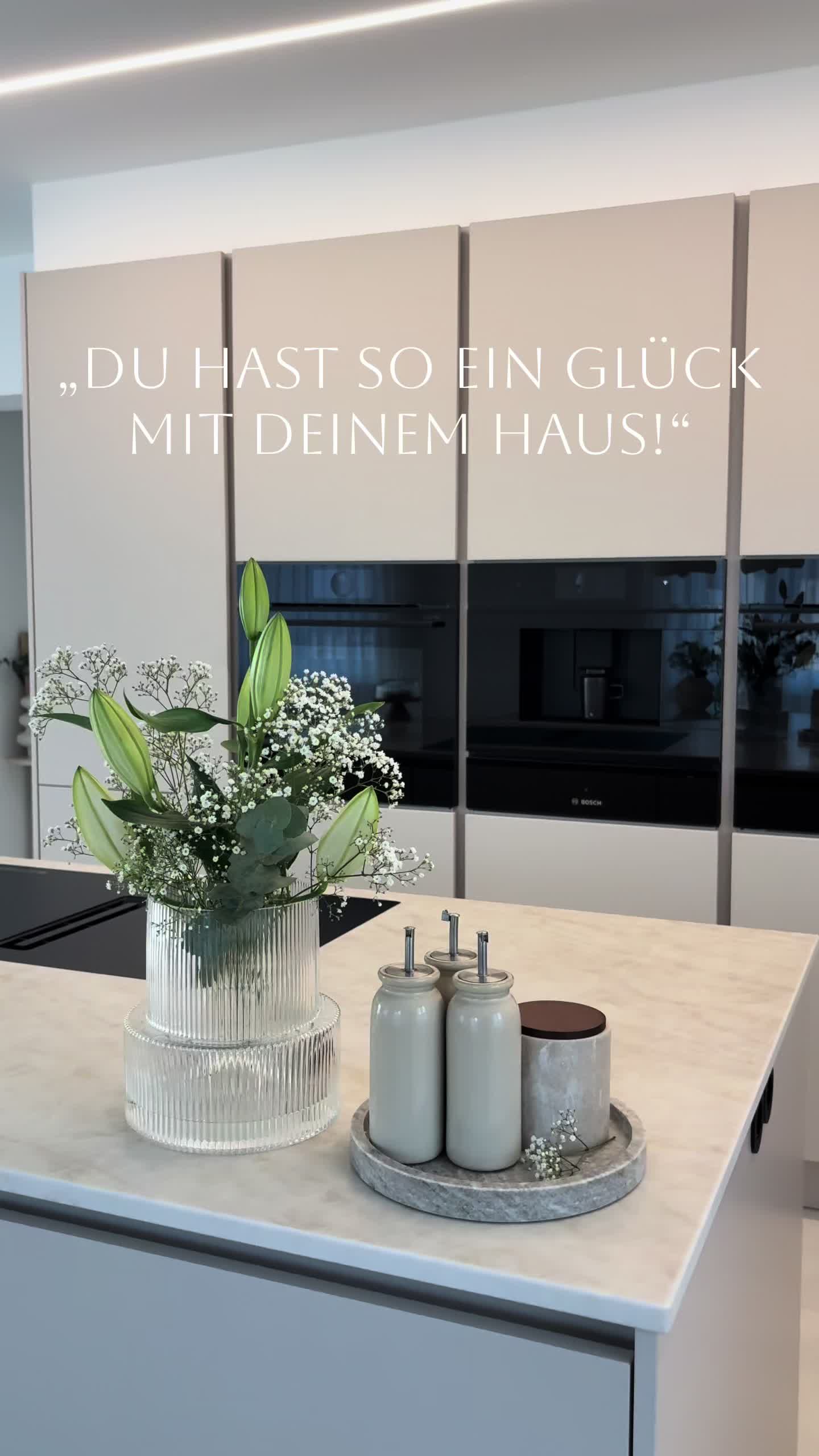 @tubi.interior