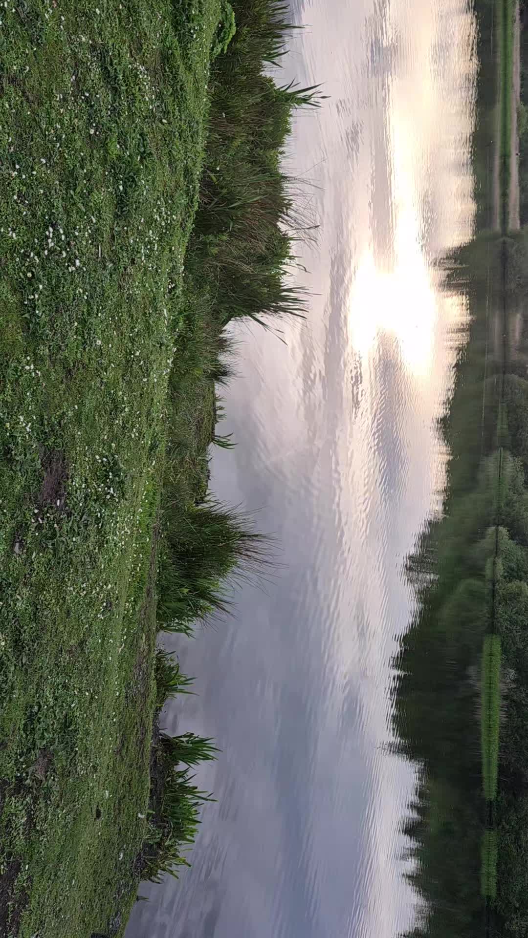 @𖣂