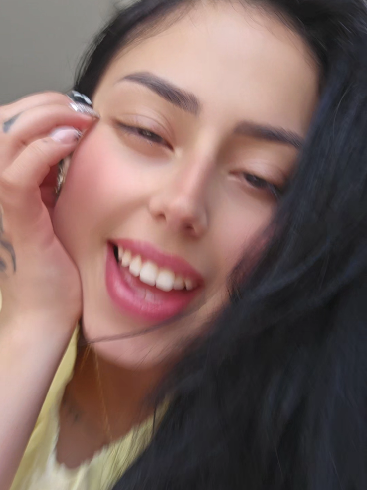 @Laura pe&ntilde;aloza