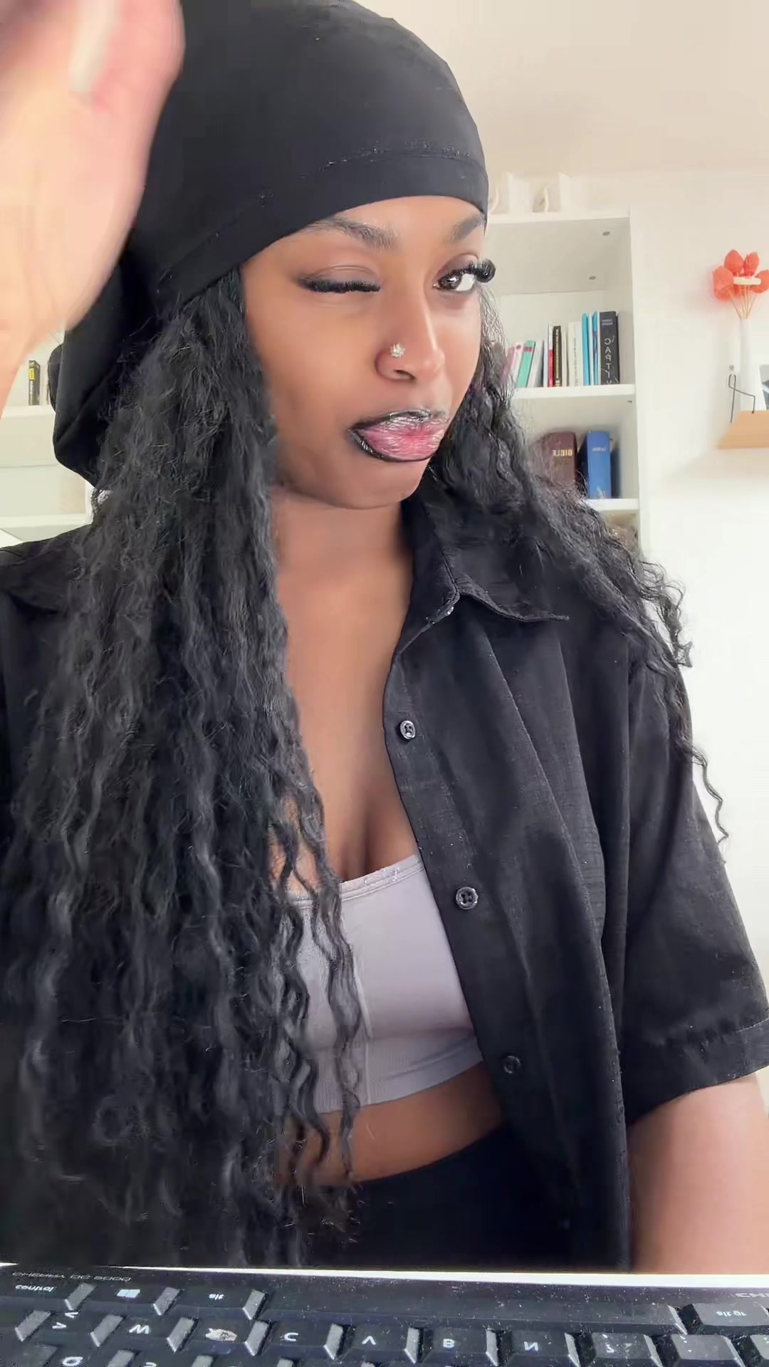 @Nibisai
