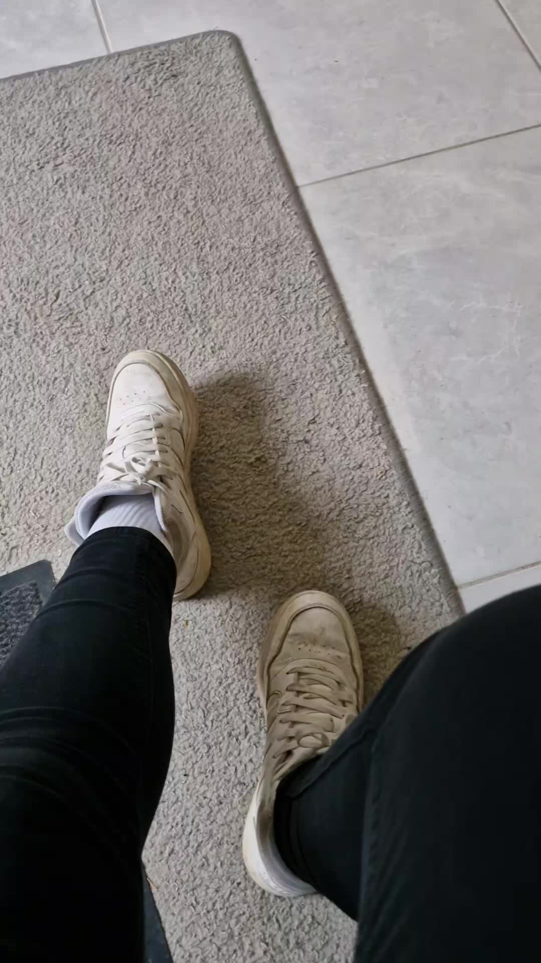 @Lovesocks