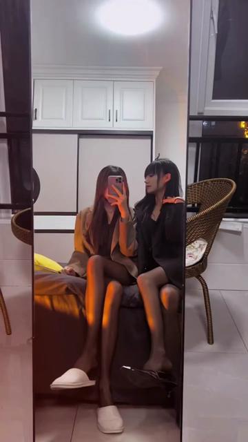 @Silk_n_pussy
