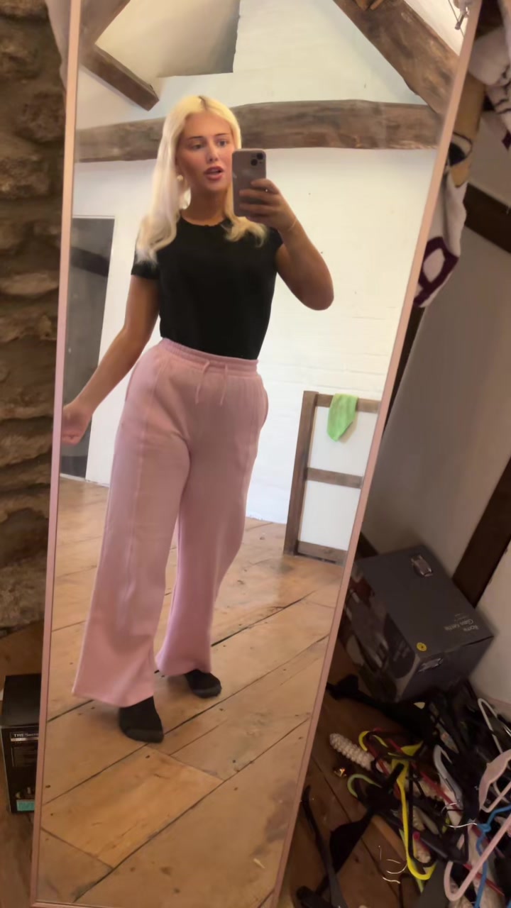 @Scarlett 👸🏼🩷