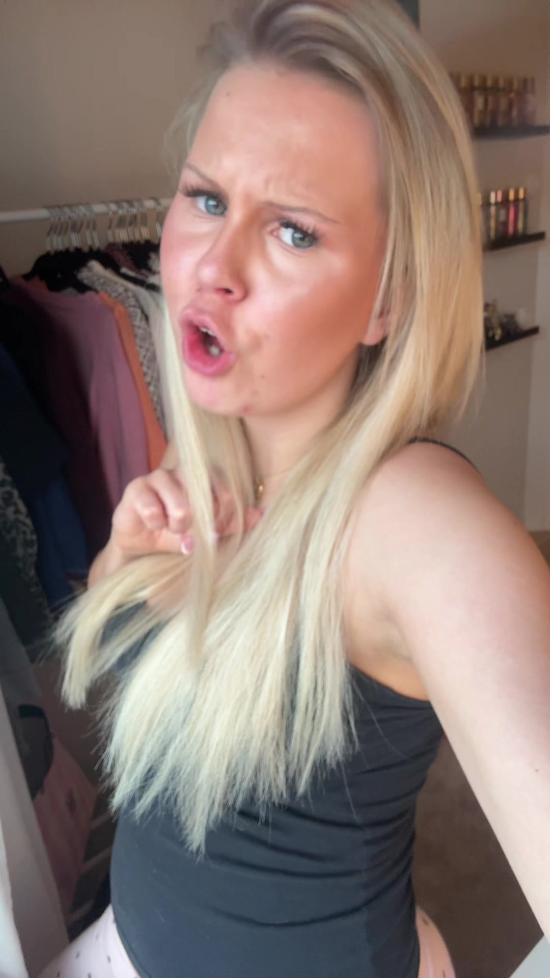 @Holly🛍️🥥🥂