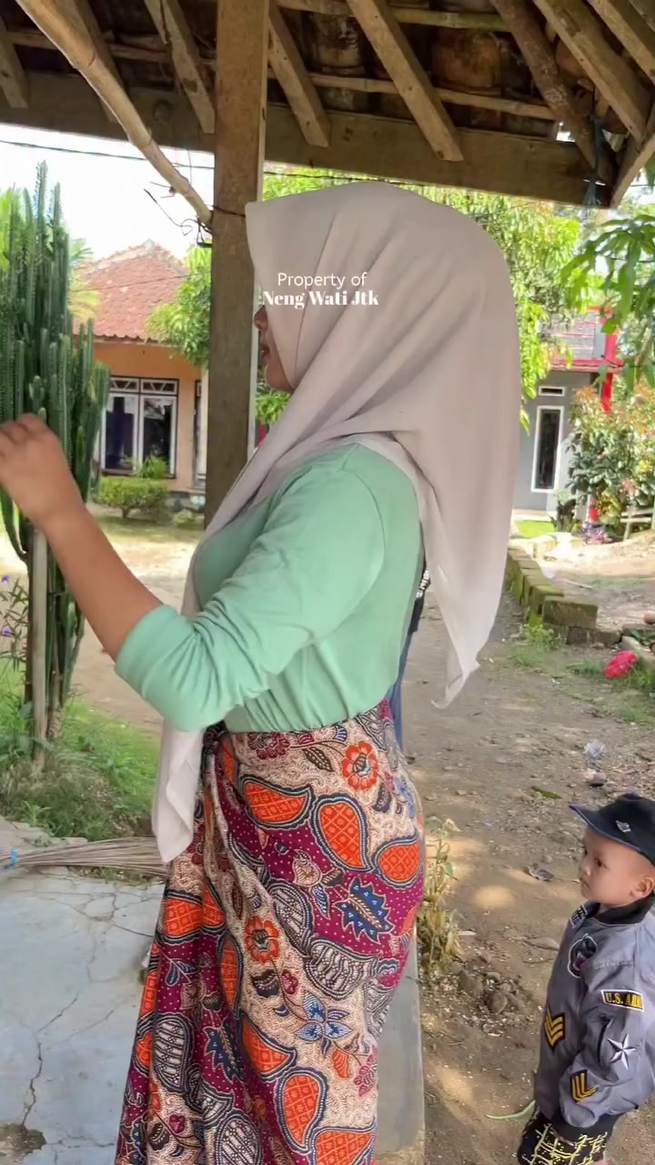 @Neng Iis Lovely