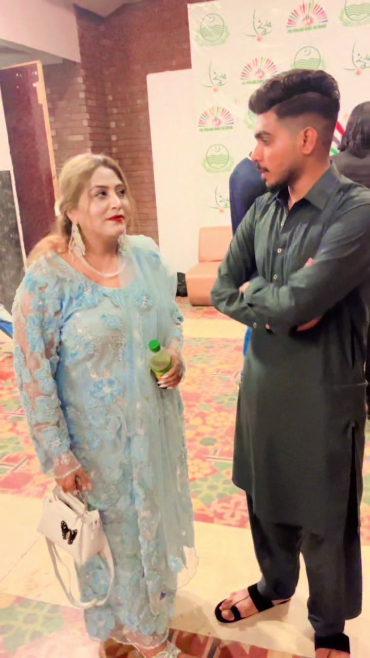 @🎬 مہر عدیل 🎵
