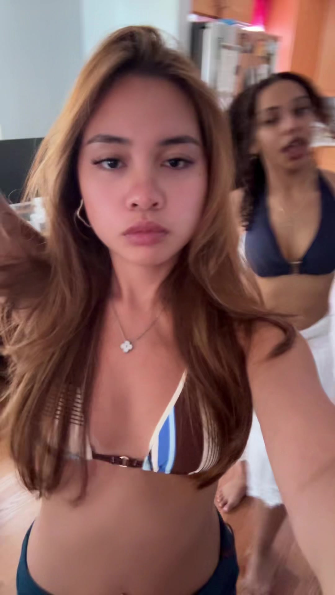 @user48097512579