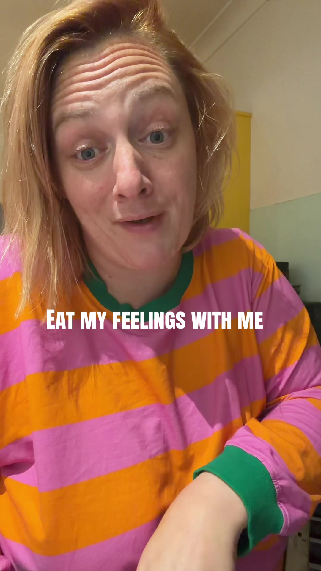 @toomuchjess_