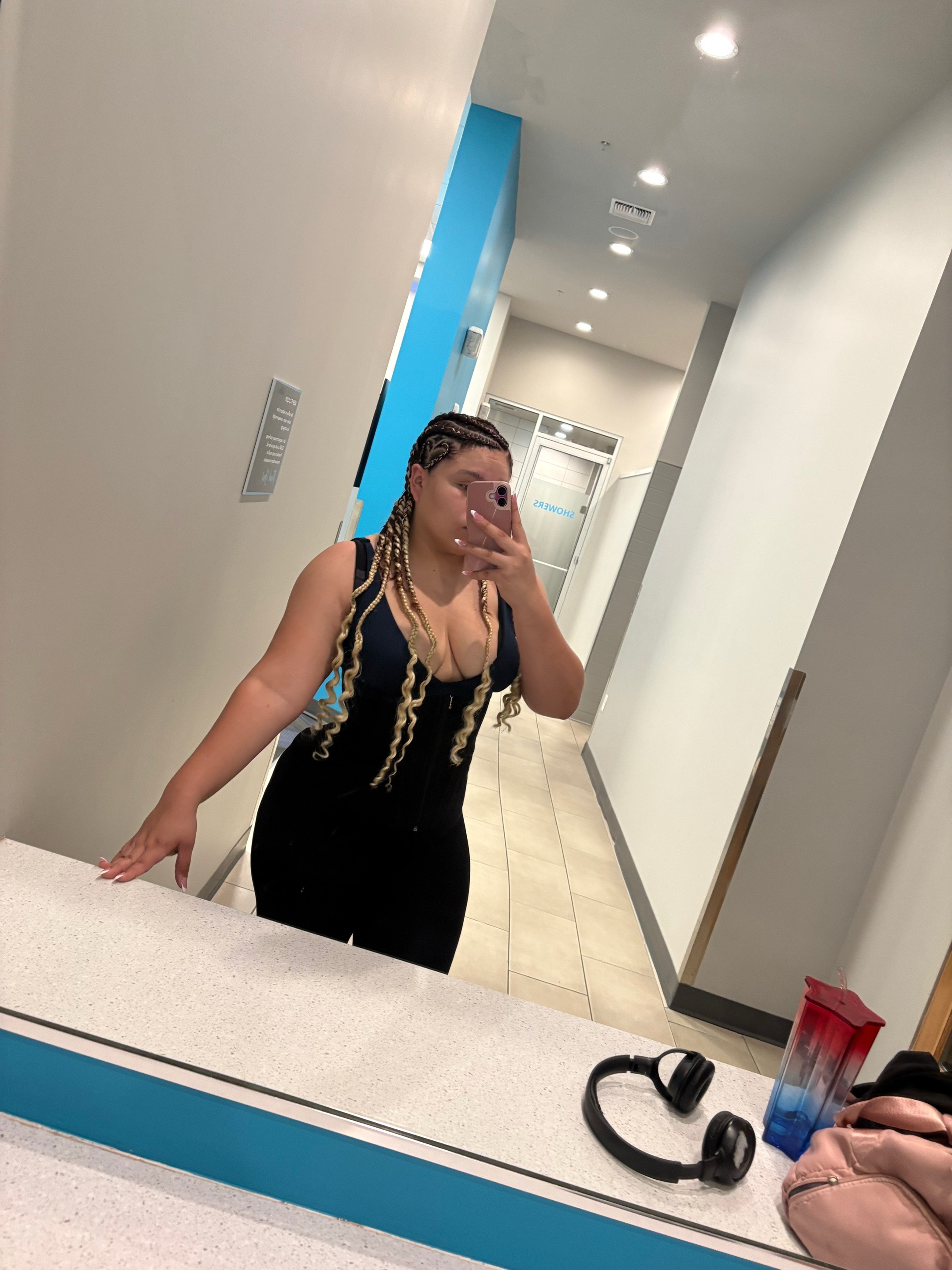 @C A P R I C O R N I O 🍒