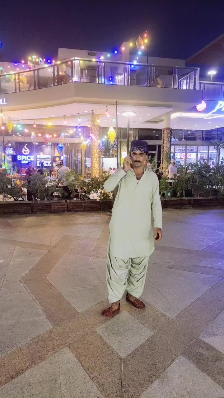 @🇦🇪✈️🇵🇰کنگ بوس سرور جکرانی