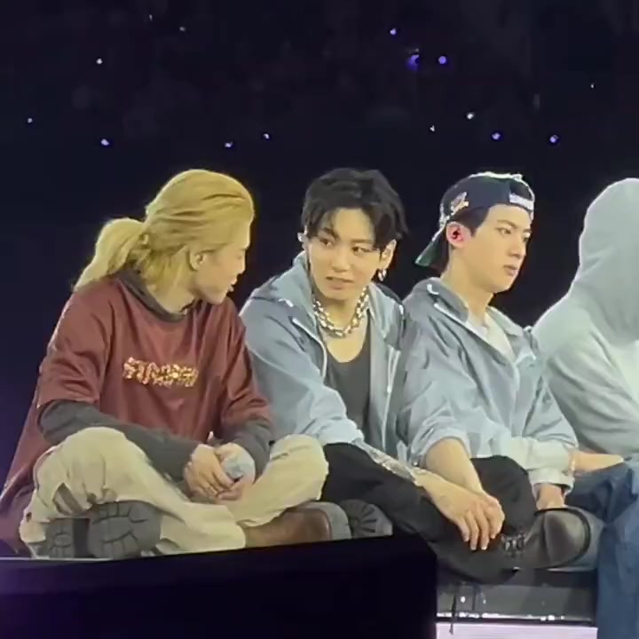 @jikook☀️🌙🐥🐰💖