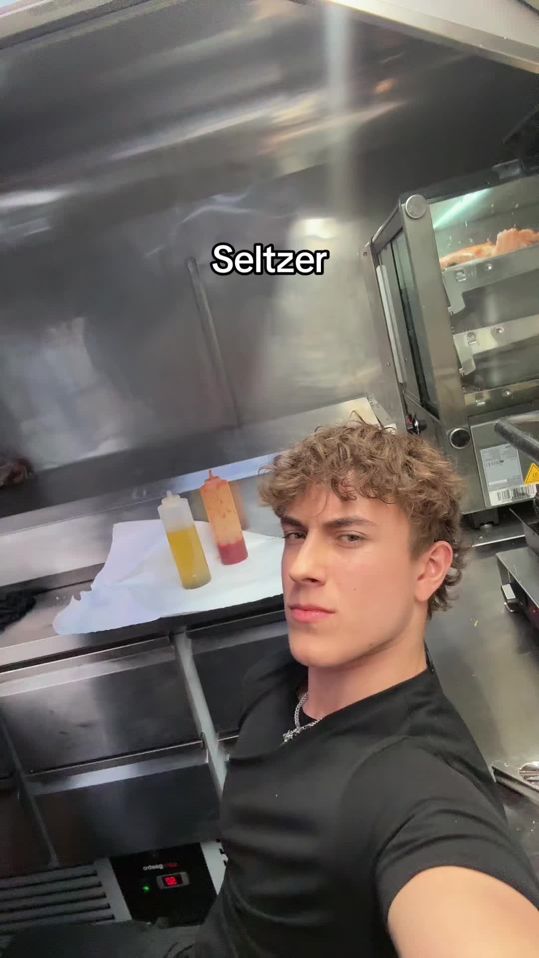 @Nicco