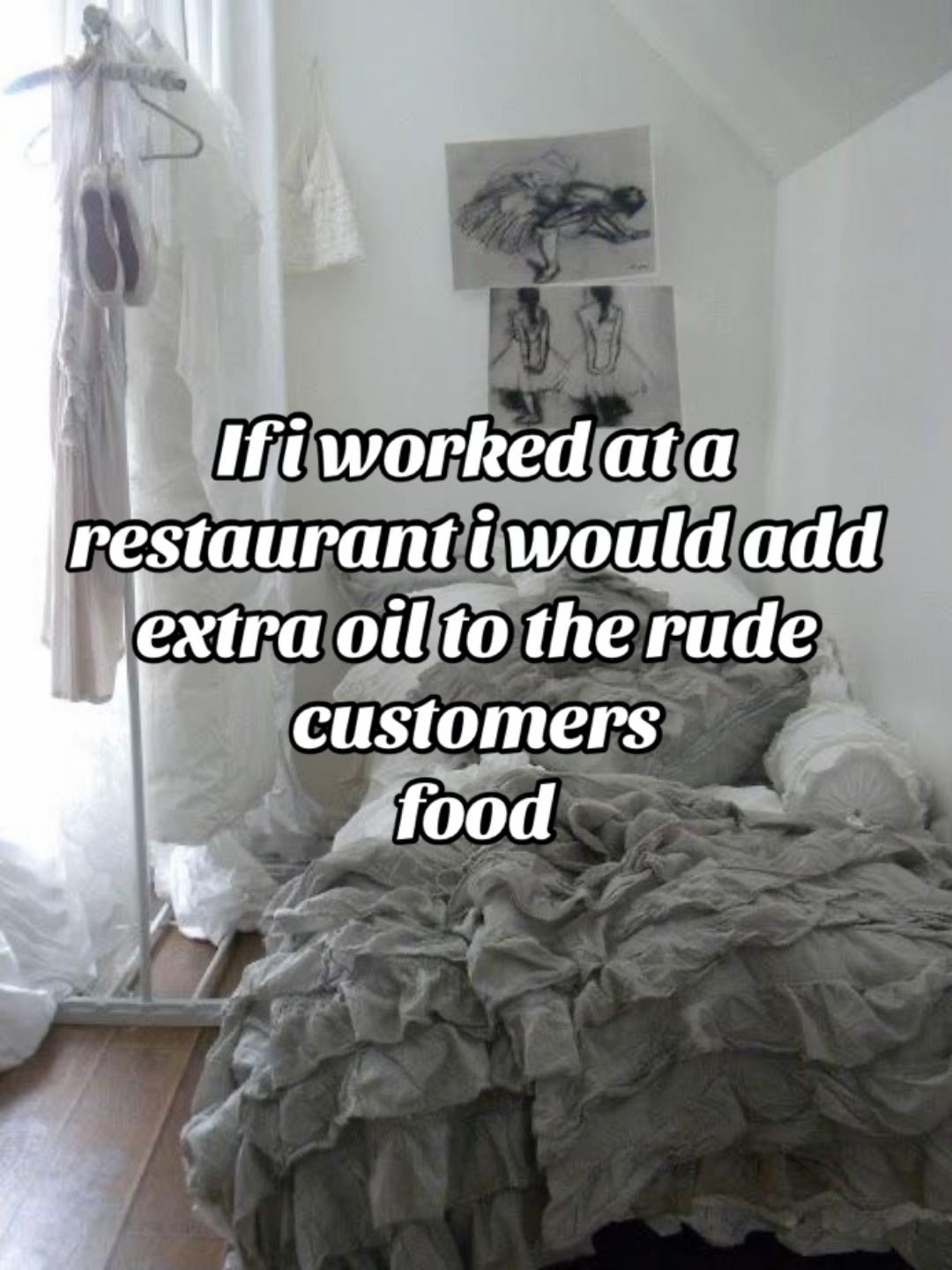 @🧍🏼&zwj;♀️