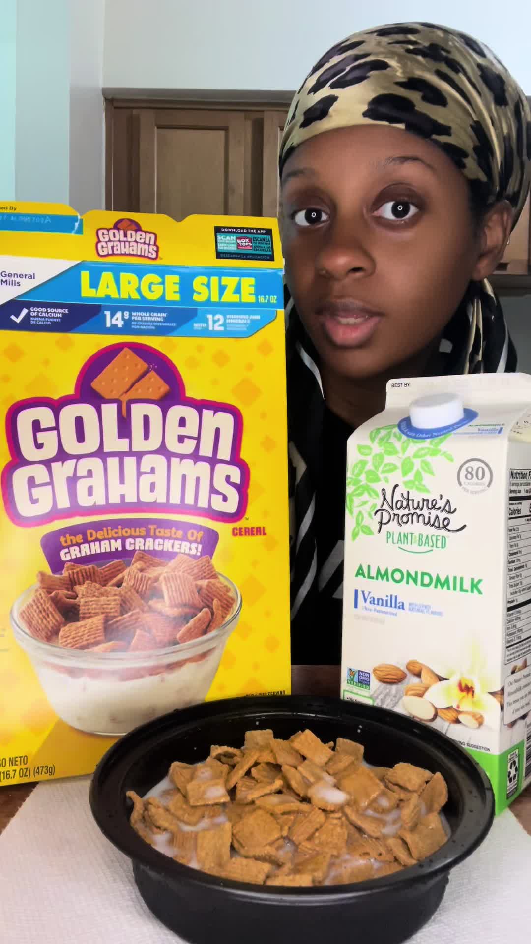 @ASMR EATS WITH NEESH 💋