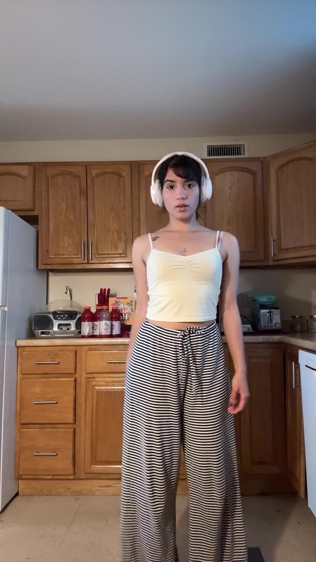 @Karielys