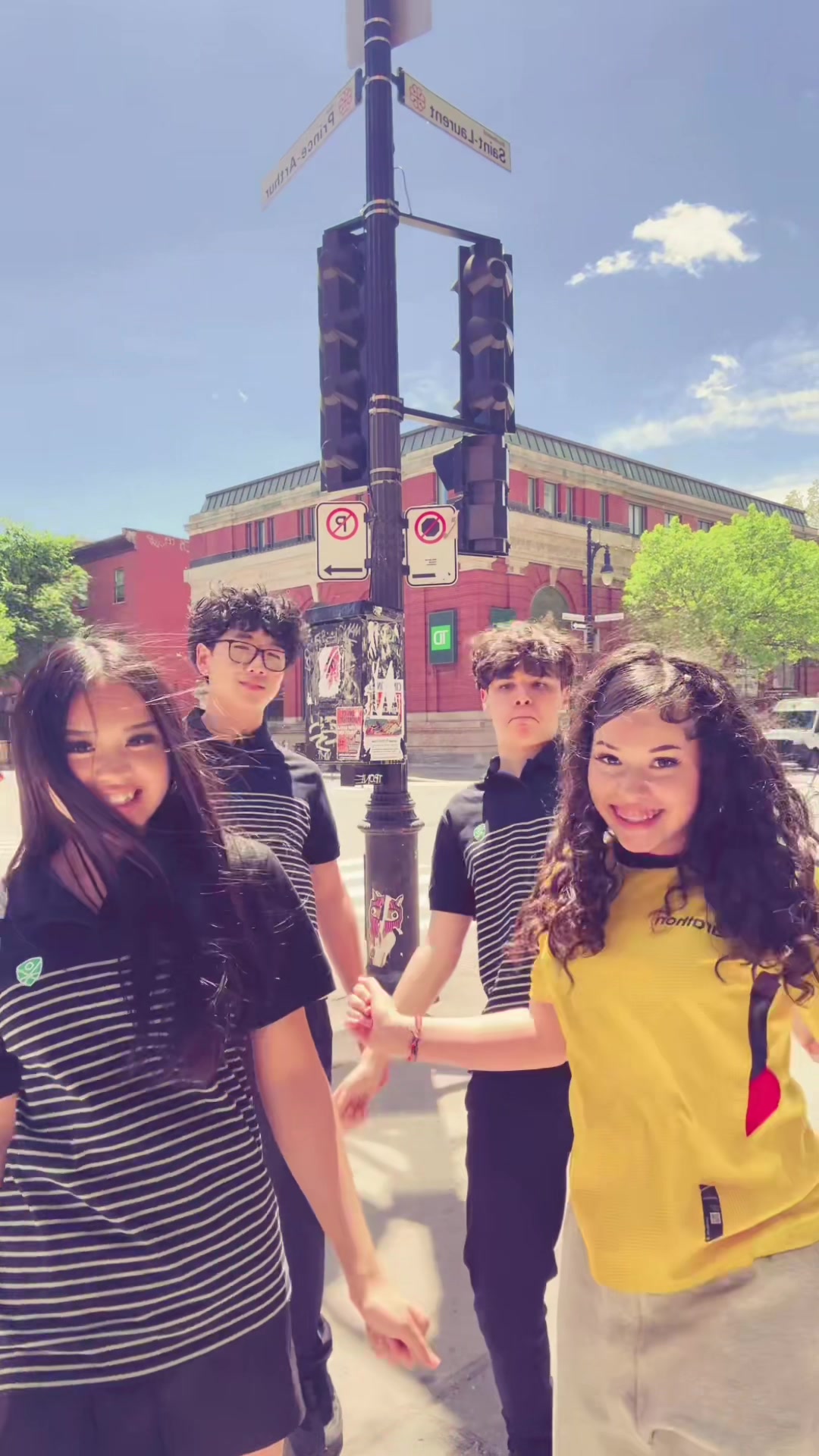 @Liv