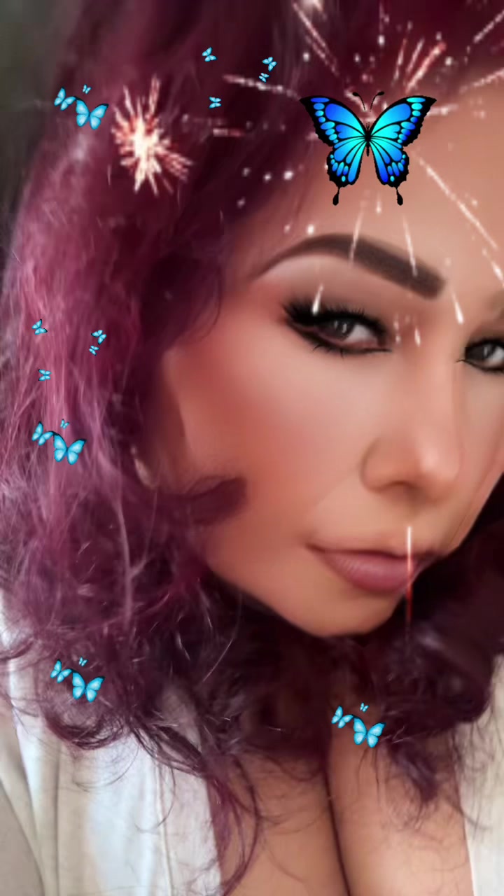 @Mariposa210