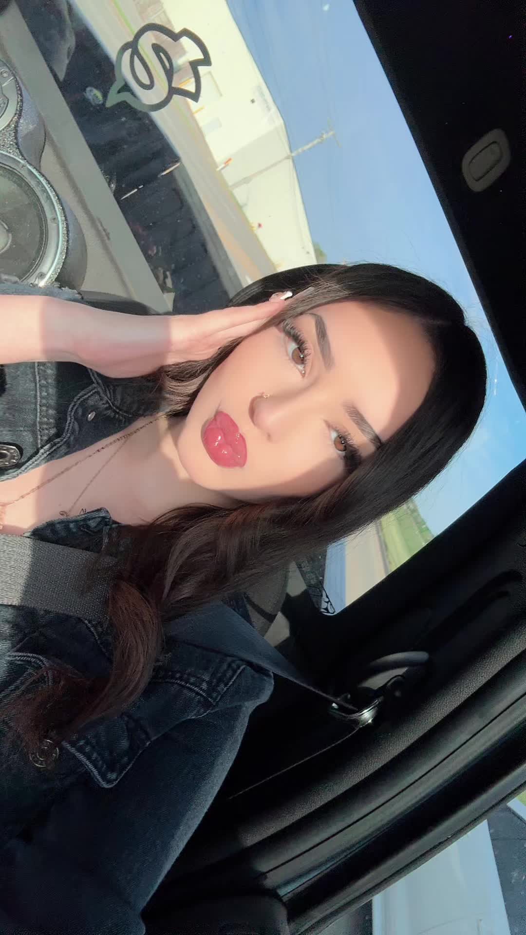 @𝑎𝑛𝑑𝑟𝑒𝑎❤︎︎