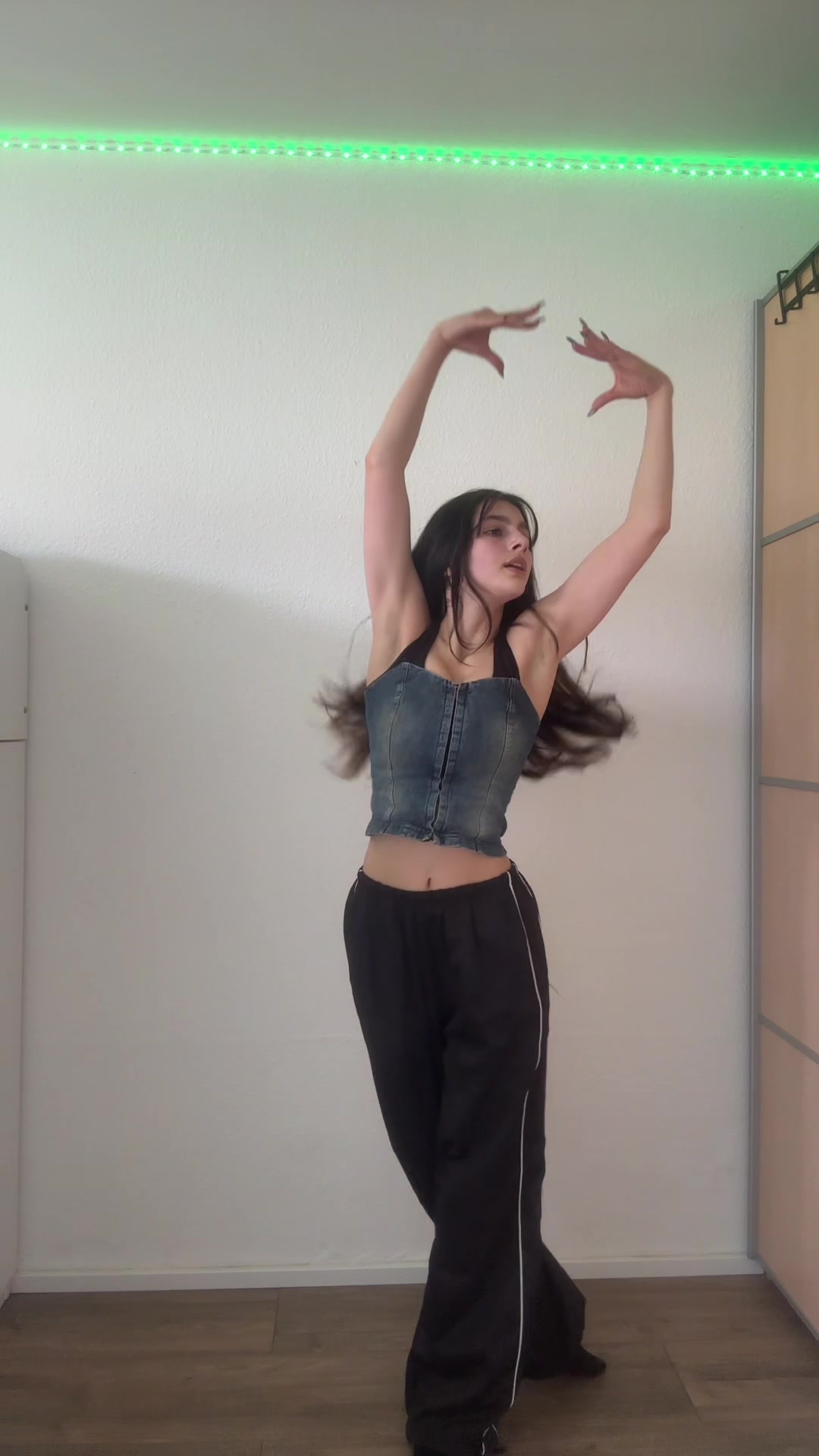 @hello_kicki