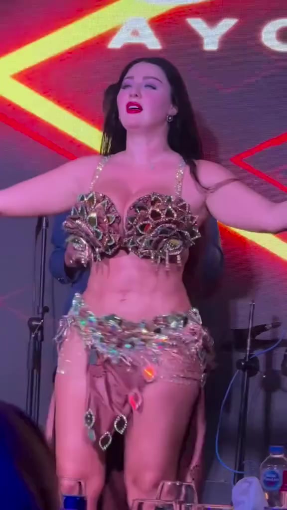 @عشاق الرقص الشرقي💃