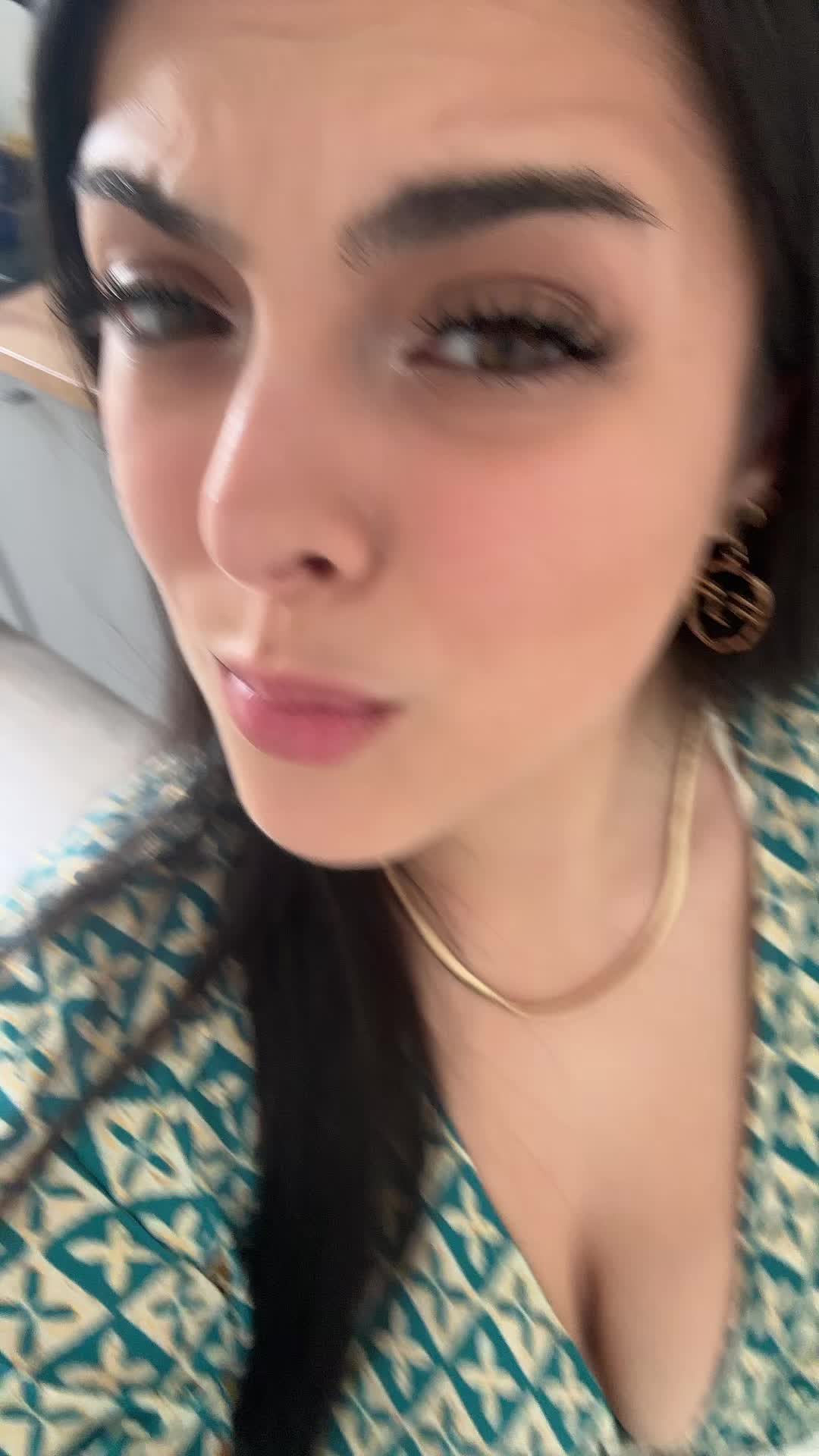 @dominique-sofia