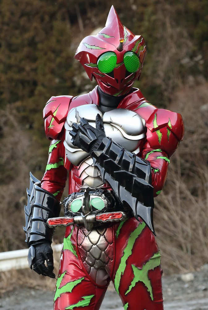 @小窓バラ男